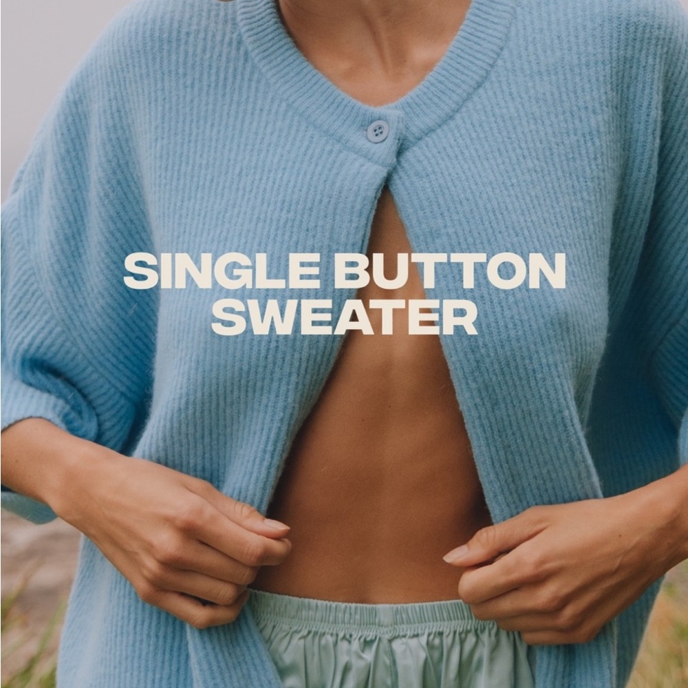Daily drills Blue Single Button Sweater Xs